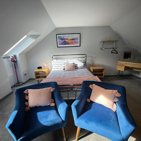 Riverside Apartments Kilmaluag Eksteriør billede